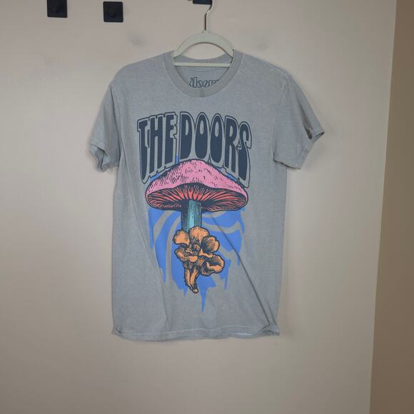 The Doors Short Sleeve Mushroom Graphic Tee in Tan Size S - Picture 1 of 7